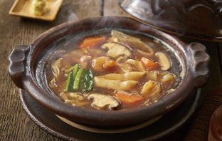 土鍋で作る米粉のかぶら麺 治部煮風